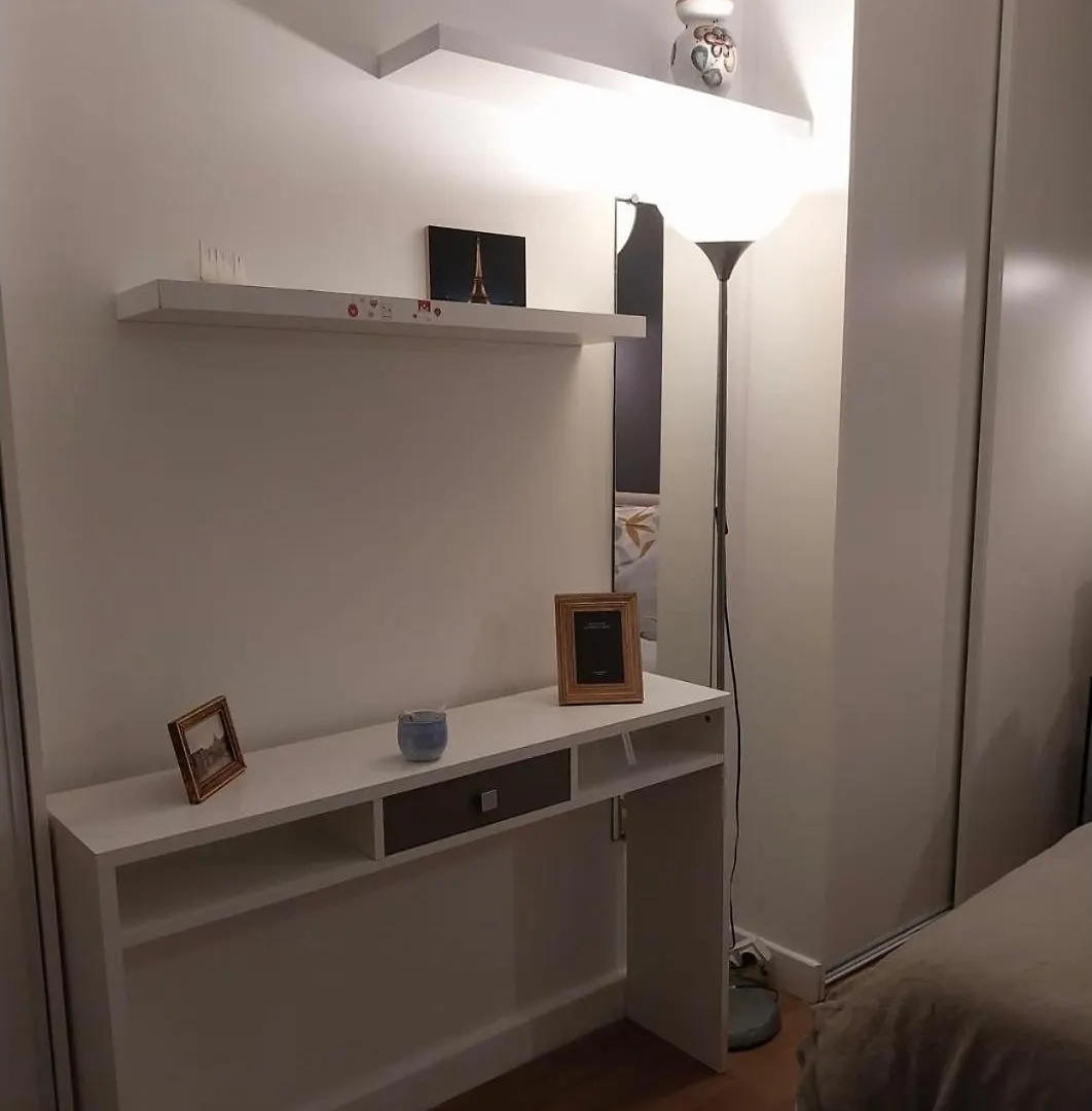 Appartement Cosy Dans Le Marais Paris France